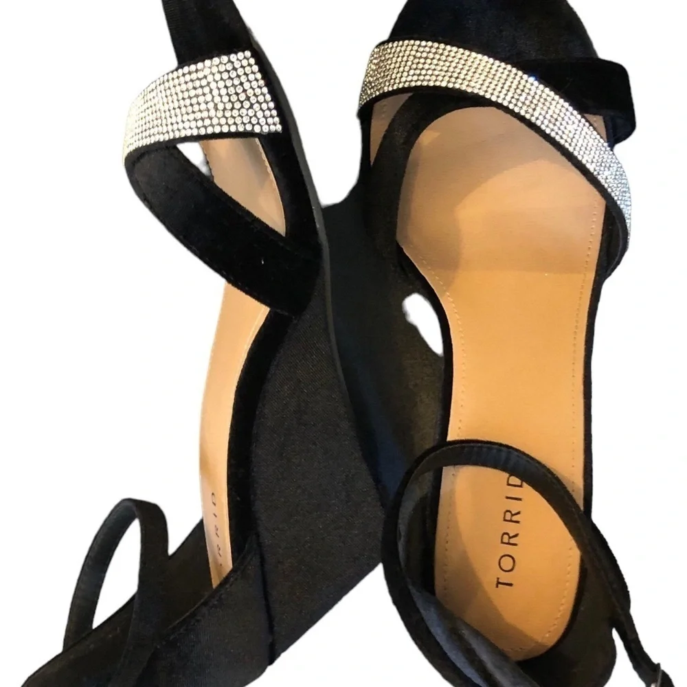 Torrid Rhinestone Demi Wedge Sandal Sz 9.5W Black Velvet Dressy Cocktail Party